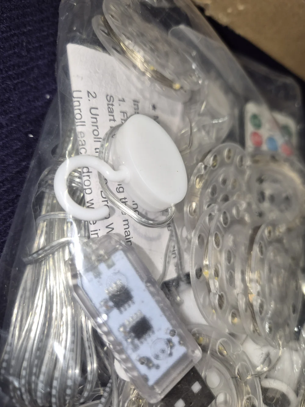 LED Battery-Powered Puck Lights - White